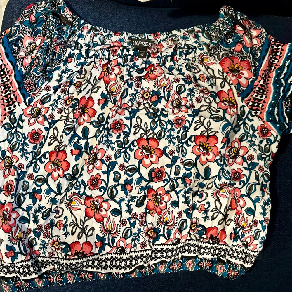 Floral off shoulder crop top